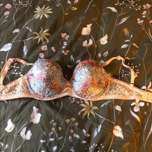Victoria’s Secret Bra